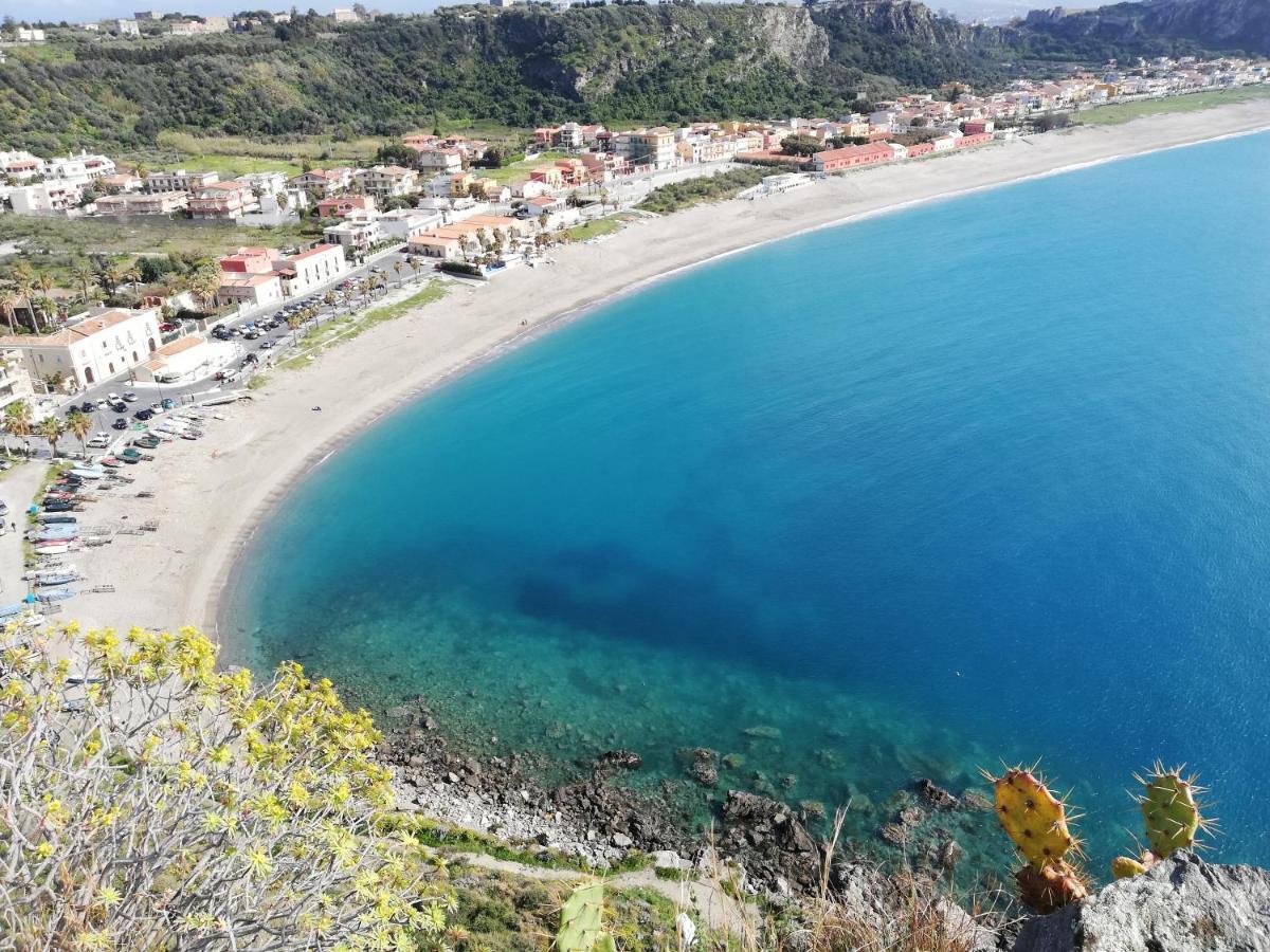 Bed& Breakfast Maredomus Hotell Milazzo Exteriör bild