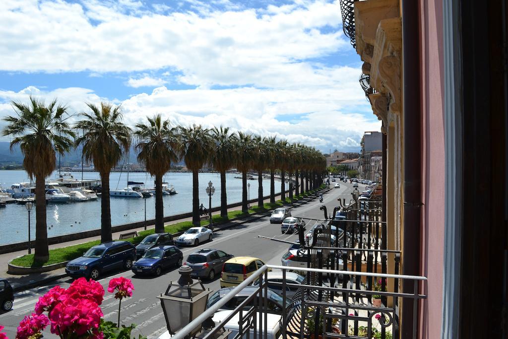 Bed& Breakfast Maredomus Hotell Milazzo Rum bild