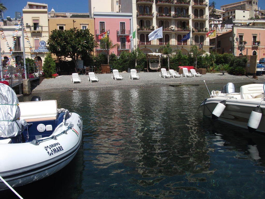 Bed& Breakfast Maredomus Hotell Milazzo Exteriör bild